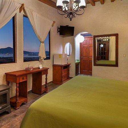Eco Hotel Ixhi パツクアロ エクステリア 写真