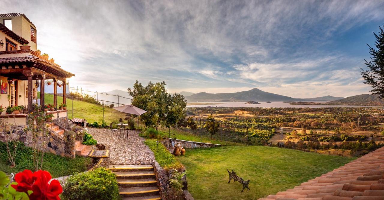 Eco Hotel Ixhi パツクアロ エクステリア 写真