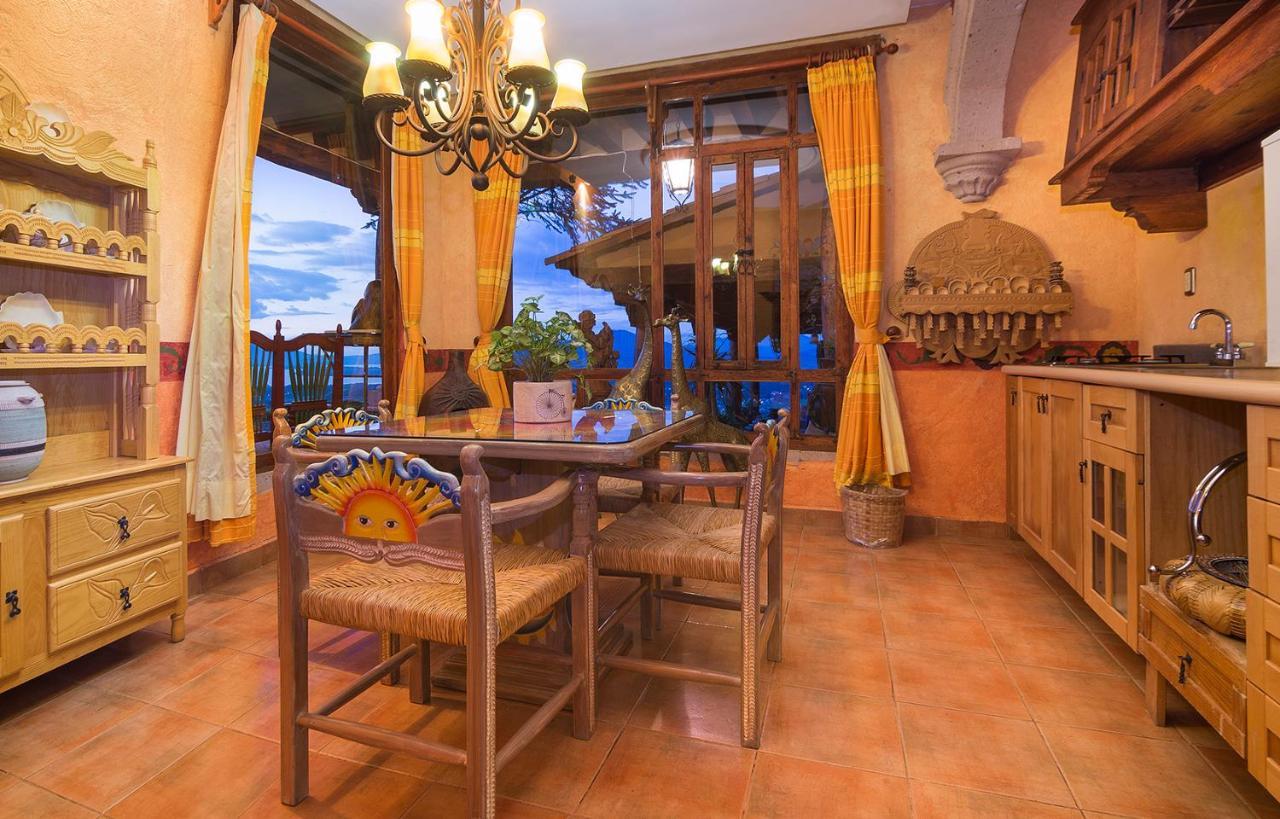 Eco Hotel Ixhi パツクアロ エクステリア 写真