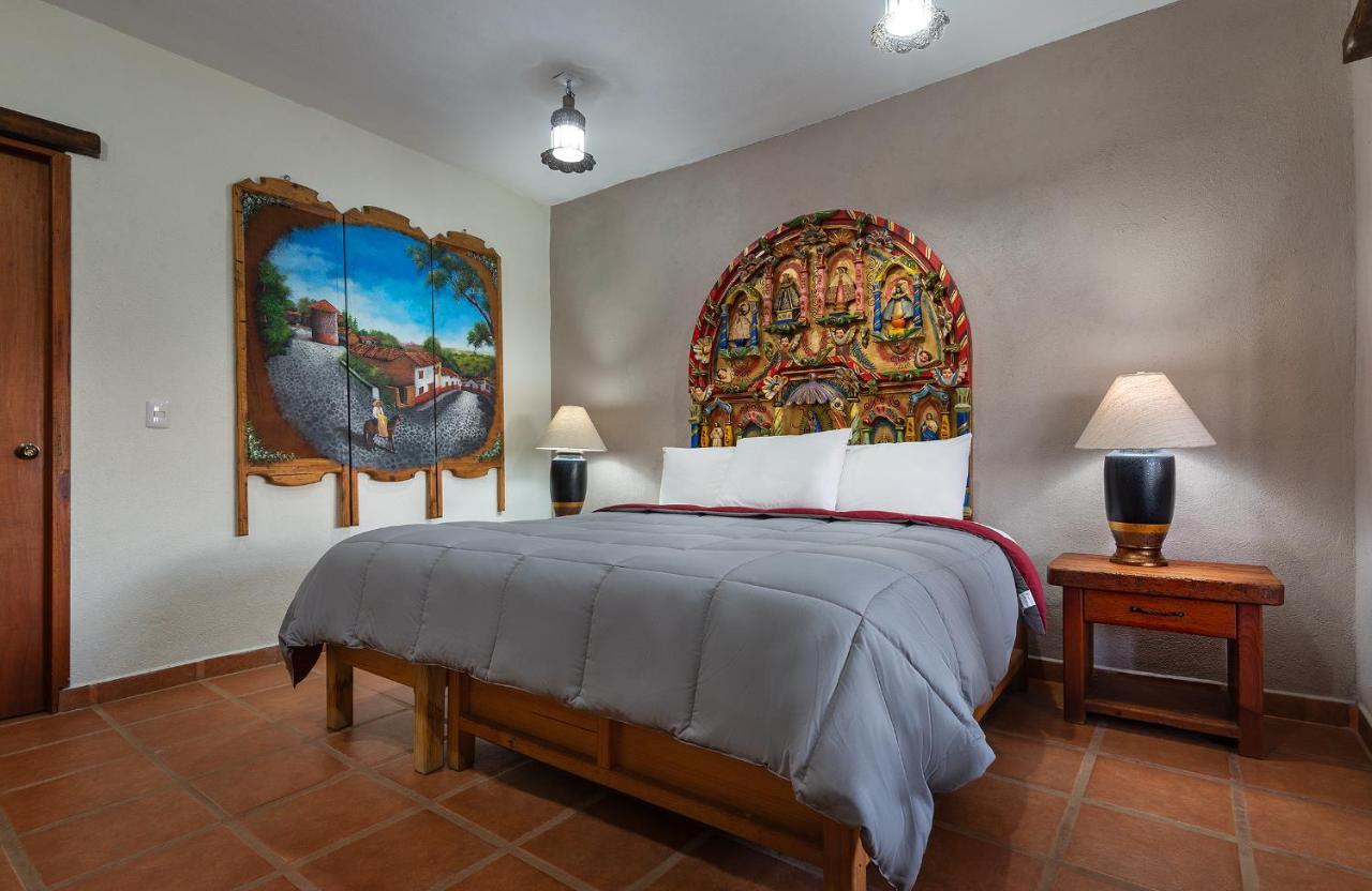 Eco Hotel Ixhi パツクアロ エクステリア 写真