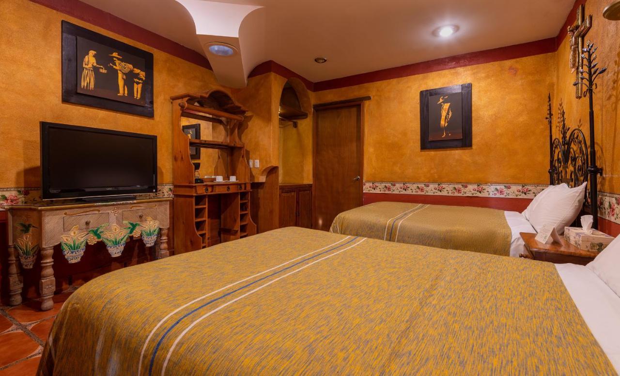 Eco Hotel Ixhi パツクアロ エクステリア 写真