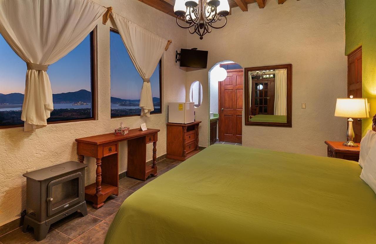 Eco Hotel Ixhi パツクアロ エクステリア 写真