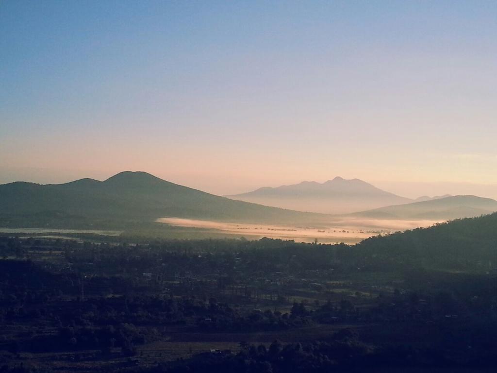 Eco Hotel Ixhi パツクアロ エクステリア 写真