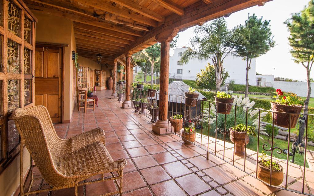 Eco Hotel Ixhi パツクアロ エクステリア 写真